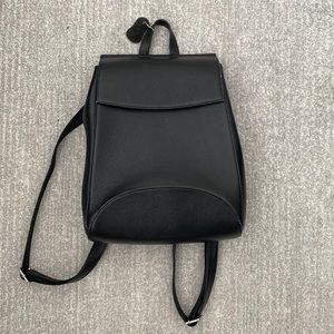 Black convertible backpack/purse